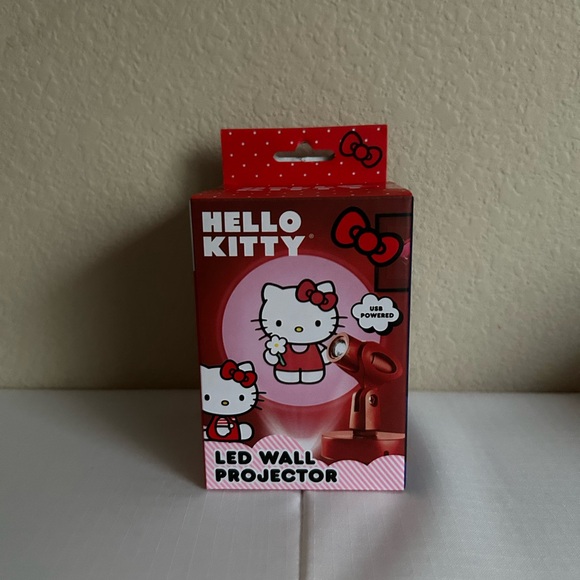 Hello Kitty LED Wall Projector - Picture 1 of 4